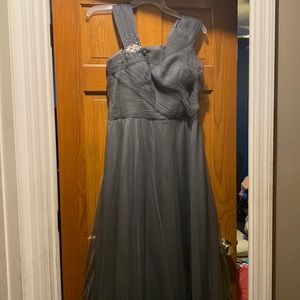 New w/tags never worn long dress